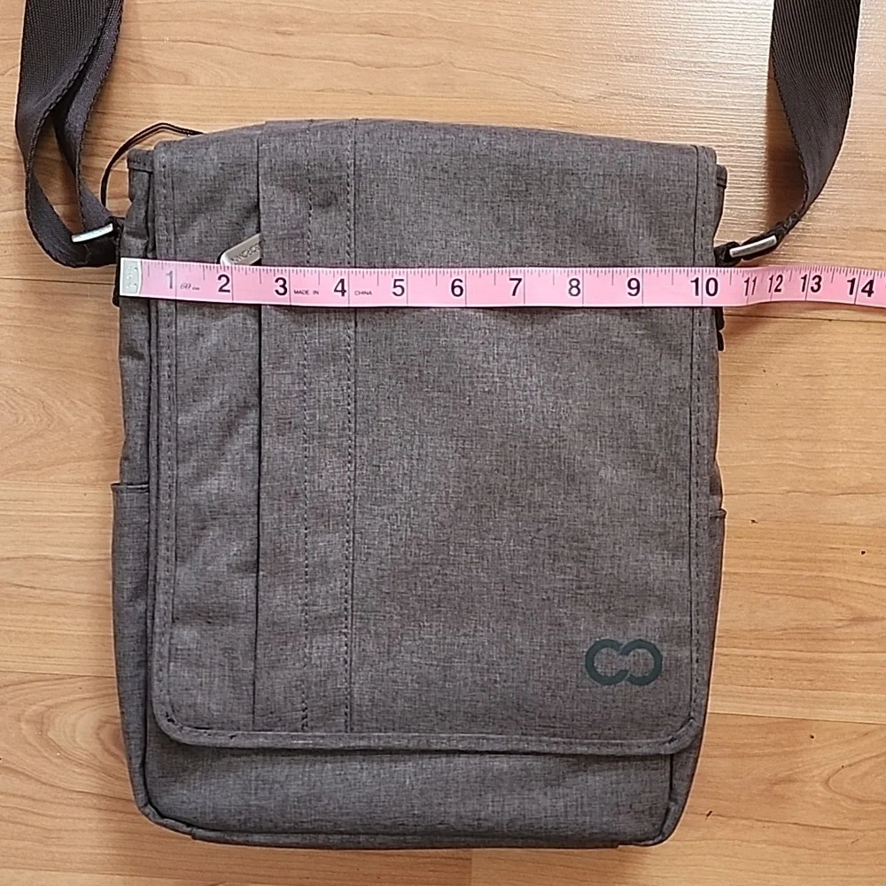 Casecrown Campus North Messenger Bag Charcoal Excellent Condition Unisex